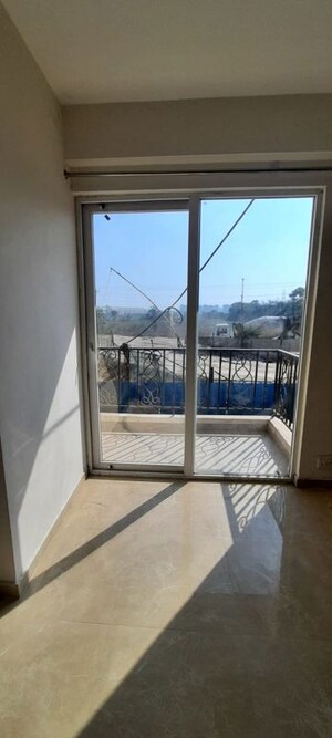 Furnished Amenities in 3 BHK Builder Floor at Signature Global Park 4 and 5, Sohna Sector 36 – for Rent