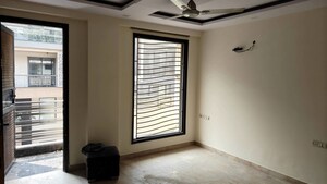 Room in 4 BHK Builder Floor at Model Town – for Rent