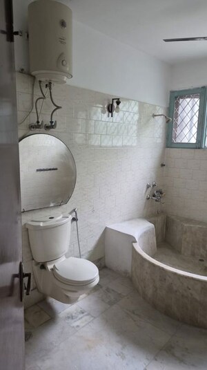 Bathroom in 3.5 BHK Villa at Sainik Farm – for Rent