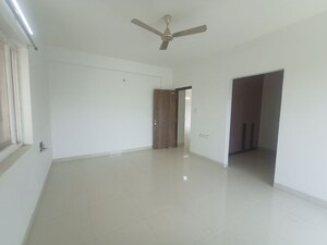 Room in 3 BHK Apartment at Greenspace Celestial, Kokapet – for Rent