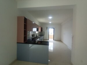 Room in 3 BHK Apartment at Greenspace Celestial, Kokapet – for Rent