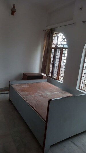Bedroom in 2 BHK Independent House at Delta Ii Greater Noida – for Rent