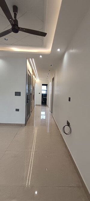 Building Lobby in 4 BHK Builder Floor at Parklands, Sector 85 – for Sale