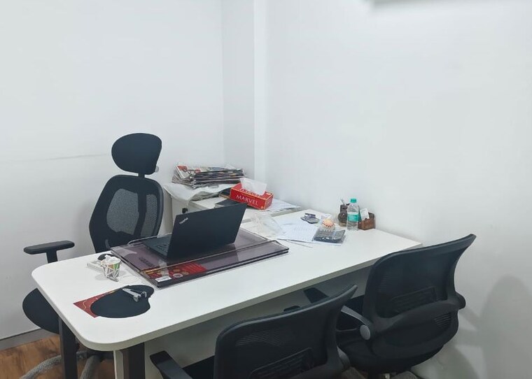 Team Area, trade-link Commercial Office Space 1879 Sq.Ft. In Lower Parel Mumbai 10692232
