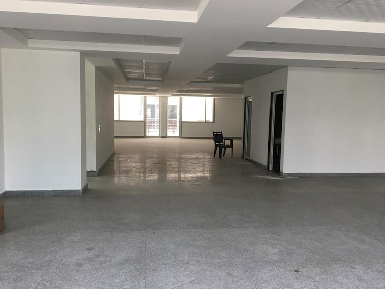 Exterior View, sector 63 Commercial Warehouse 7500 Sq.Ft. In Sector 63 Noida 10692256
