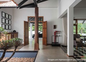 Building Lobby in 3 BHK Independent House at Chavakkad – for Sale