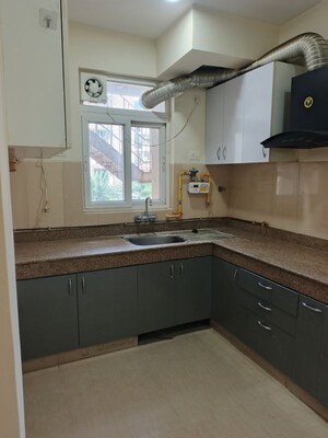 Kitchen in 3.5 BHK Apartment at Emaar Emerald Floors Premier, Sector 65 – for Rent