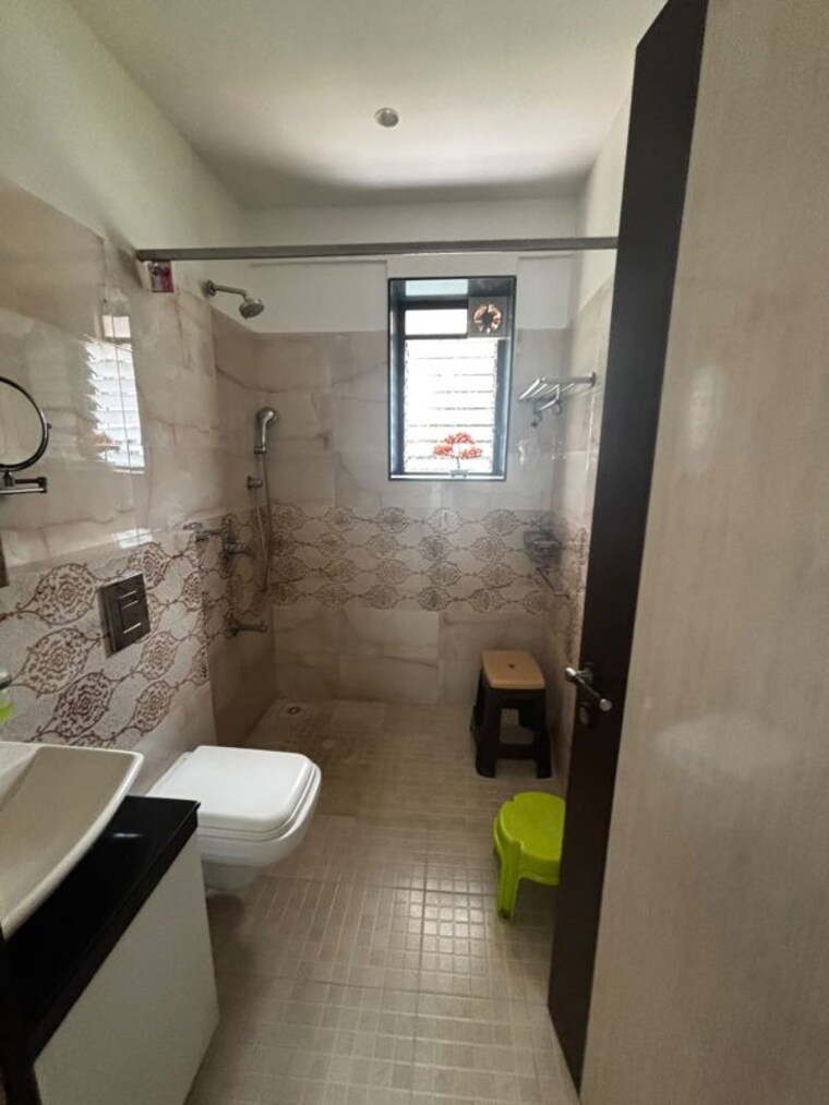 Team Area, mig-colony 2 Bedroom 800 Sq.Ft. Apartment In Worli Mumbai 10692307