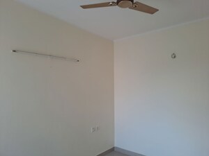 Room in 3.5 BHK Builder Floor at Orchid Island, Sector 51 – for Sale