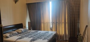 2 BHK Apartment For Rent in Ashok Towers, Parel