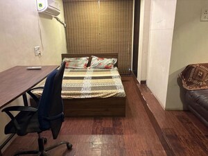 Bedroom in 3 BHK Apartment at Mumbai Central Suburbs – for Rent