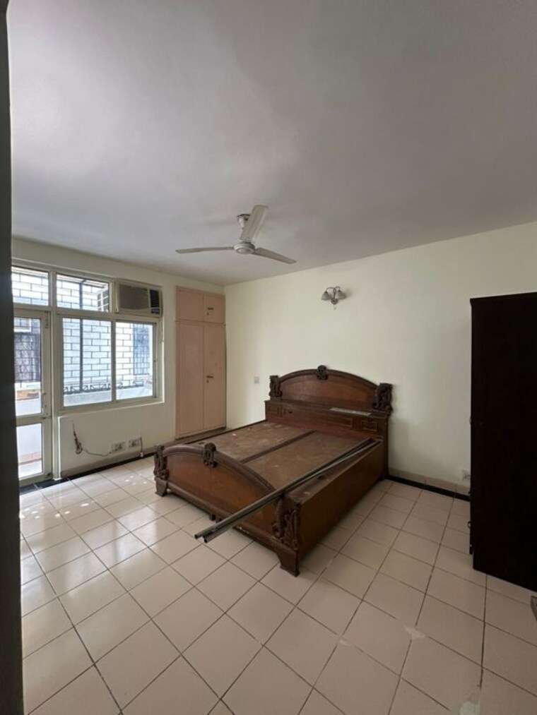 Bedroom, ardee-city 3 Bedroom 1370 Sq.Ft. Builder Floor In Sector 52 Gurgaon 10692319