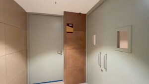  Office Space – Entrance View at Indiabulls One 09, Sector 109 - for Rent