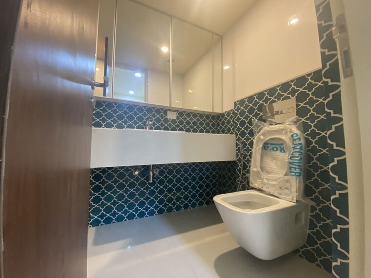 Bathroom, lodha-sterling 3 Bedroom 1500 Sq.Ft. Apartment In Kolshet Road Thane 10692330