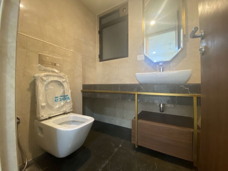 Bathroom, lodha-sterling 3 Bedroom 1500 Sq.Ft. Apartment In Kolshet Road Thane 10692330