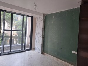 Room in 3 BHK Builder Floor at Ardee City, Sector 52 – for Sale