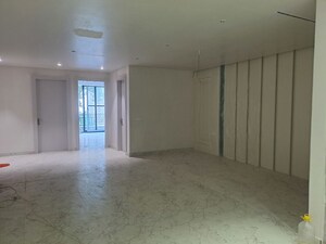 Room in 3 BHK Builder Floor at Ardee City, Sector 52 – for Sale