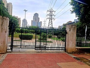 4 BHK Builder Floor – Garden View at Ansal API Esencia, Sector 67 - for Rent