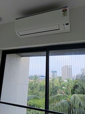 Room in 3 BHK Apartment at Nine Ramaa Krishna, Bandra East – for Rent