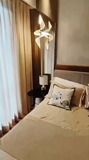 Bedroom in 1 BHK Apartment at Dadar East – for Sale