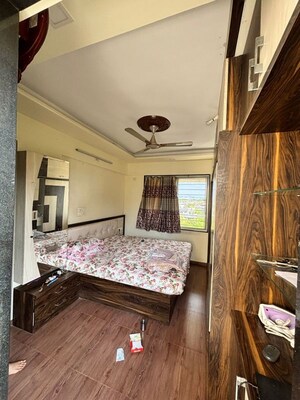 Bedroom in 2 BHK Apartment at Bhojwani Samruddhi Park, Pimple Saudagar – for Rent