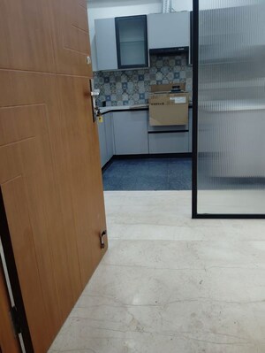 Room in 3 BHK Builder Floor at Chittaranjan Park – for Rent
