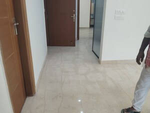 Room in 3 BHK Builder Floor at Chittaranjan Park – for Rent