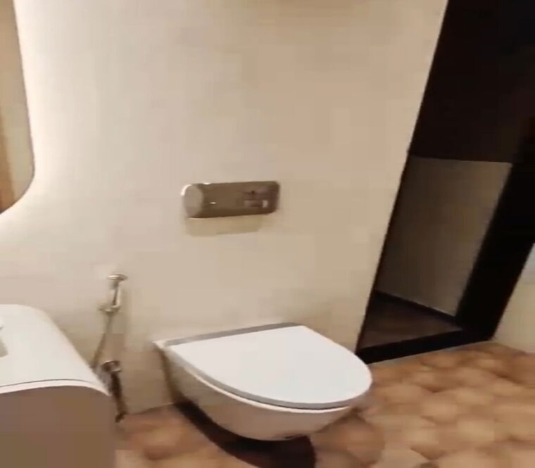 Bathroom, dadar east 2 Bedroom 630 Sq.Ft. Apartment In Dadar East Mumbai 10668621