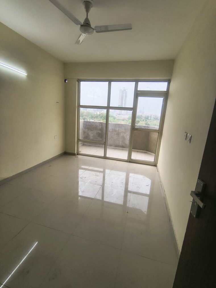 Room, pyramid-midtown 2 Bedroom 1000 Sq.Ft. Apartment In Sector 59 Gurgaon 10692434