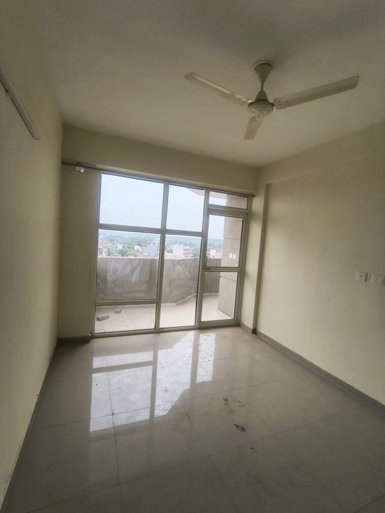 Room, pyramid-midtown 2 Bedroom 1000 Sq.Ft. Apartment In Sector 59 Gurgaon 10692434