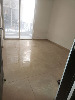 Room in 3 BHK Builder Floor at Signature Global Park 4 and 5, Sohna Sector 36 – for Rent
