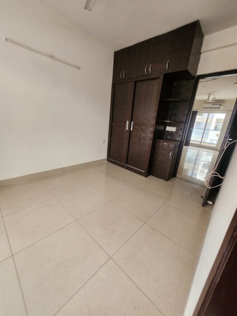 Kitchen, signature-global-park-4-and-5 3 Bedroom 1121 Sq.Ft. Builder Floor In Sohna Sector 36 Gurgaon 10692431