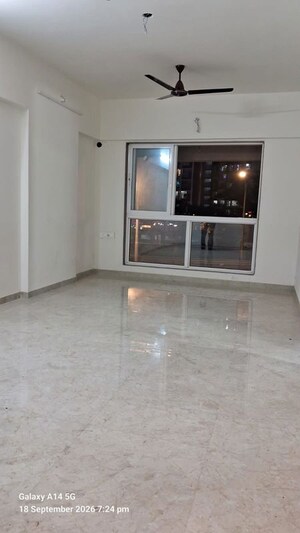 Room in 2 BHK Apartment at Shilpriya Silicon Hofe, Tilak Nagar – for Rent