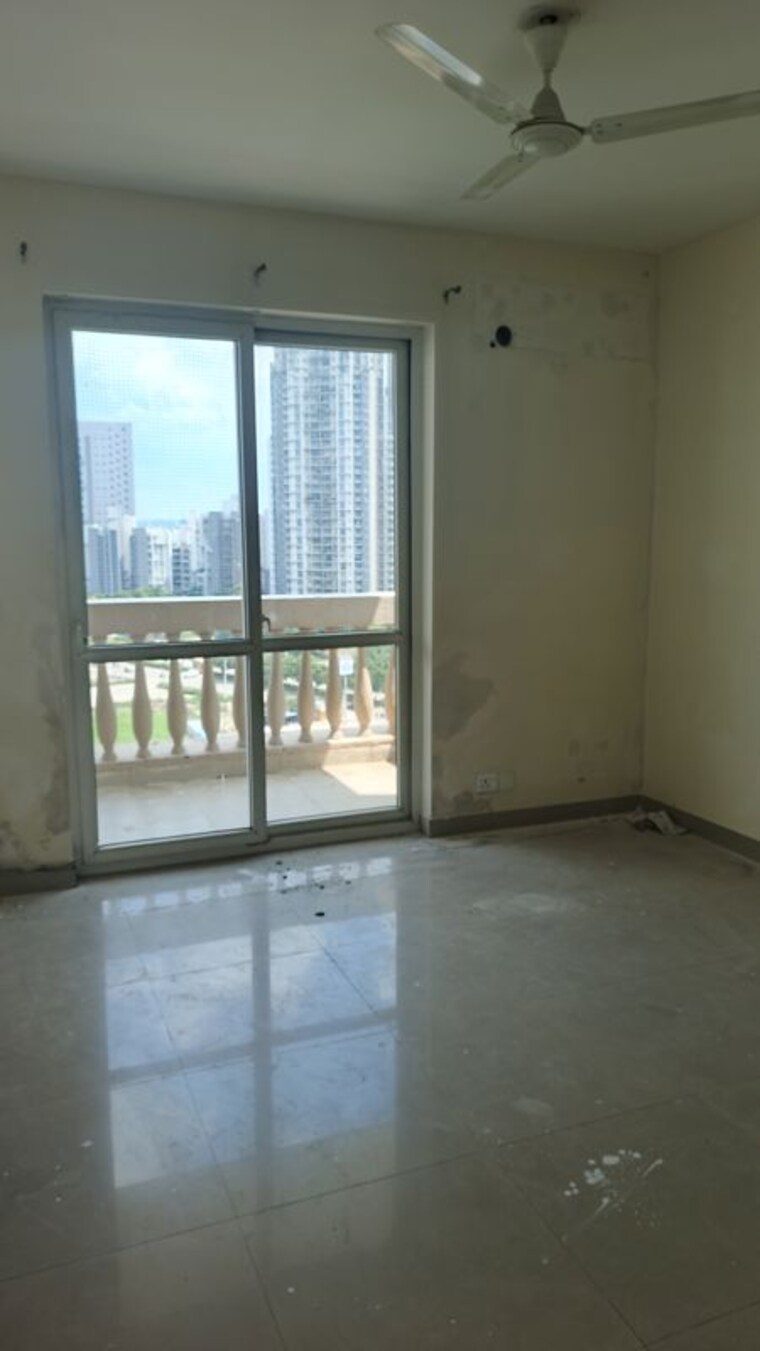 Room, bptp-park-prime 3.5 Bedroom 2045 Sq.Ft. Apartment In Sector 66 Gurgaon 10692437