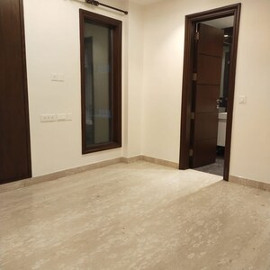 Room in 3 BHK Builder Floor at Nizamuddin East – for Rent