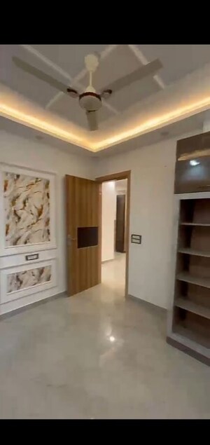 Room in 3 BHK Builder Floor at Bhagwati Garden – for Sale