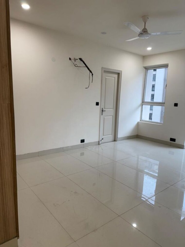 Bathroom, m3m-merlin 3.5 Bedroom 2356 Sq.Ft. Apartment In Sector 67 Gurgaon 10692494