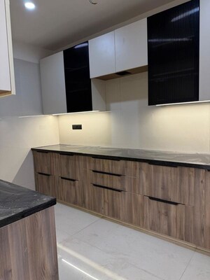 Kitchen in 3.5 BHK Apartment at M3M Merlin, Sector 67 – for Rent