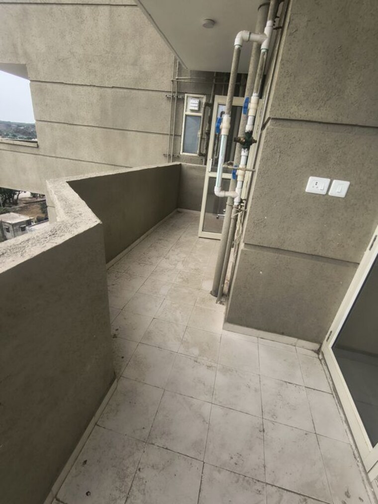 Balcony, pyramid-midtown 2 Bedroom 1000 Sq.Ft. Apartment In Sector 59 Gurgaon 10692507