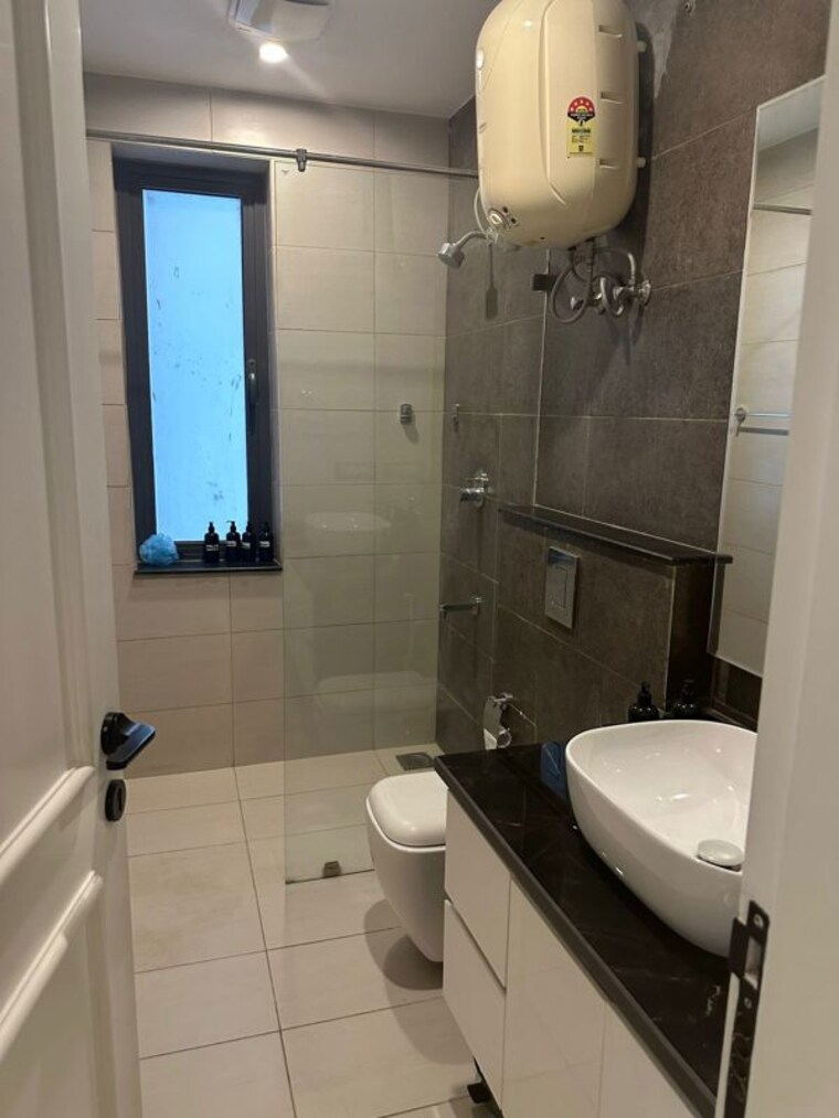 Bathroom, conscient-hines-elevate 3.5 Bedroom 2295 Sq.Ft. Apartment In Sector 59 Gurgaon 10692505