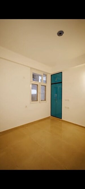 Room in 3 BHK Apartment at High End Paradise II, Raj Nagar Extension – for Sale
