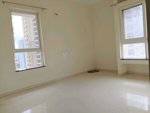 Room in 2 BHK Apartment at Nyati Elysia, Kharadi – for Rent