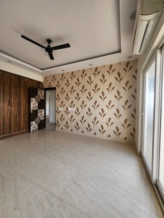 3 BHK 1789 Sq.Ft. Apartment in Central Park Flower Valley Aqua Front Towers
