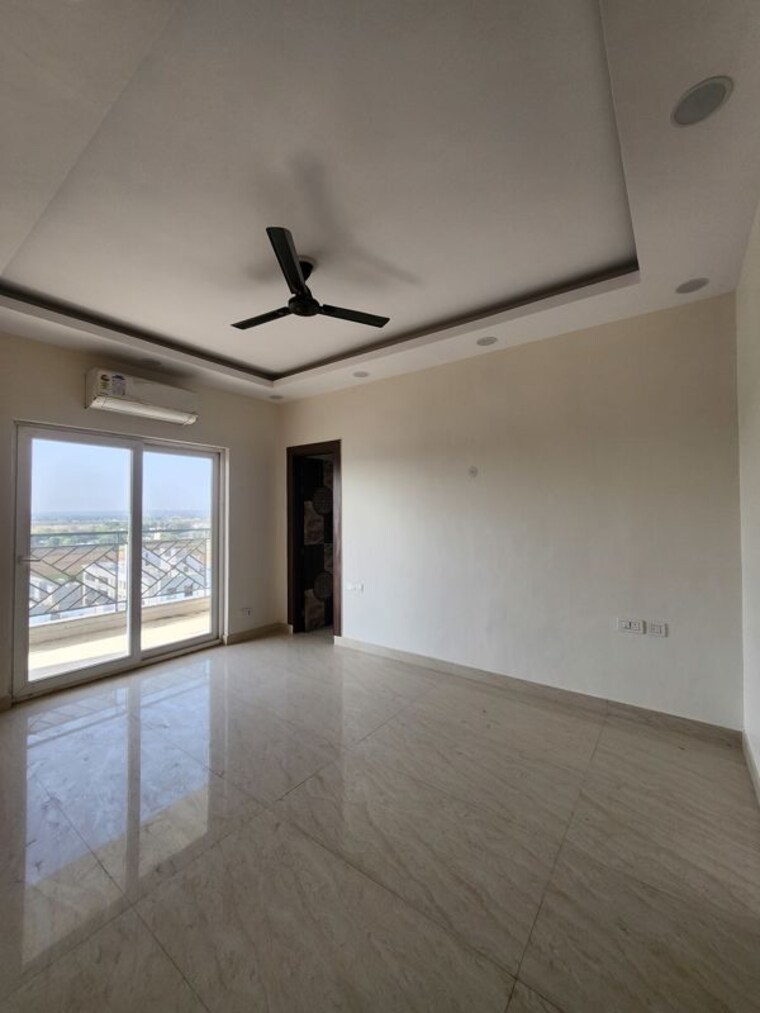 undefined, central-park-flower-valley-aqua-front-towers 3 Bedroom 1789 Sq.Ft. Apartment In Sohna Sector 33 Gurgaon 10692516