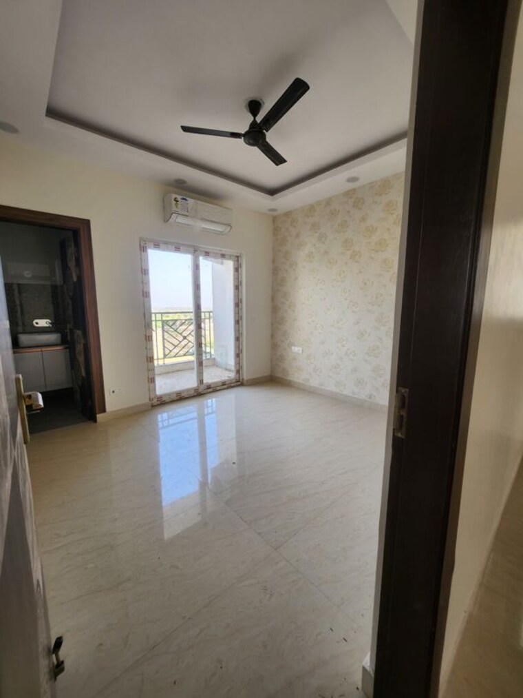 undefined, central-park-flower-valley-aqua-front-towers 3 Bedroom 1789 Sq.Ft. Apartment In Sohna Sector 33 Gurgaon 10692516