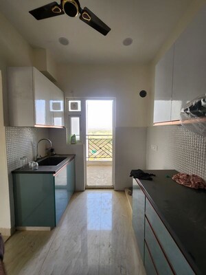 Furnished Amenities in 3 BHK Apartment at Central Park Flower Valley Aqua Front Towers, Sohna Sector 33 – for Rent