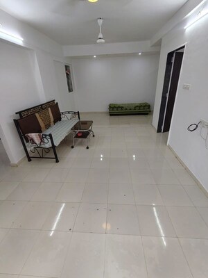 Room in 2 BHK Apartment at Prabhadevi – for Rent