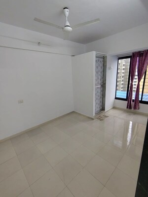 2 BHK Apartment For Rent in Prabhadevi