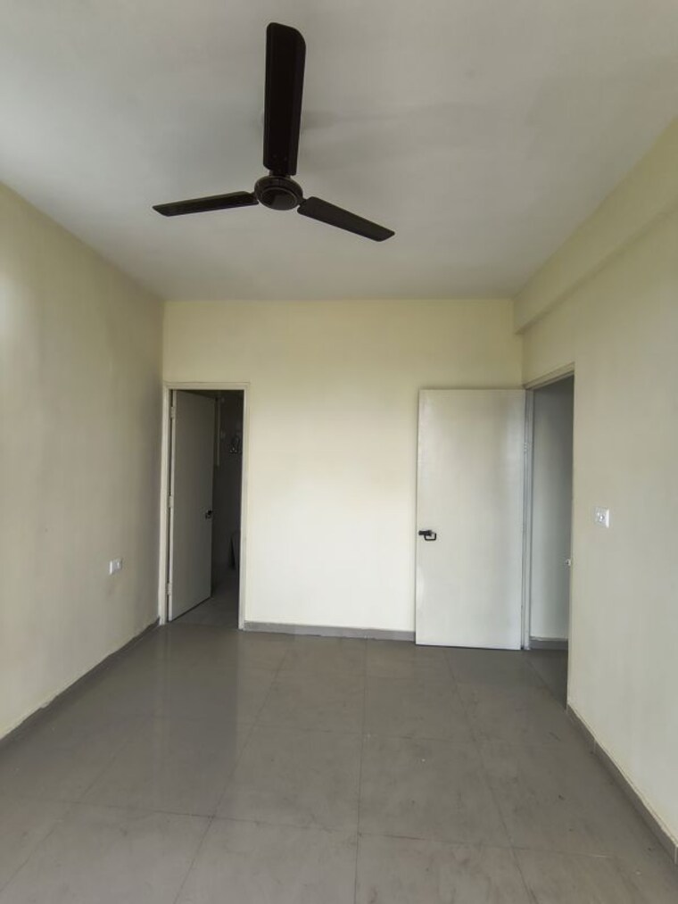 Room, pyramid-midtown 2 Bedroom 1000 Sq.Ft. Apartment In Sector 59 Gurgaon 10692533