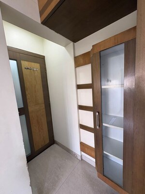 Room in 2 BHK Apartment at Parimal Heights, Juhu – for Rent
